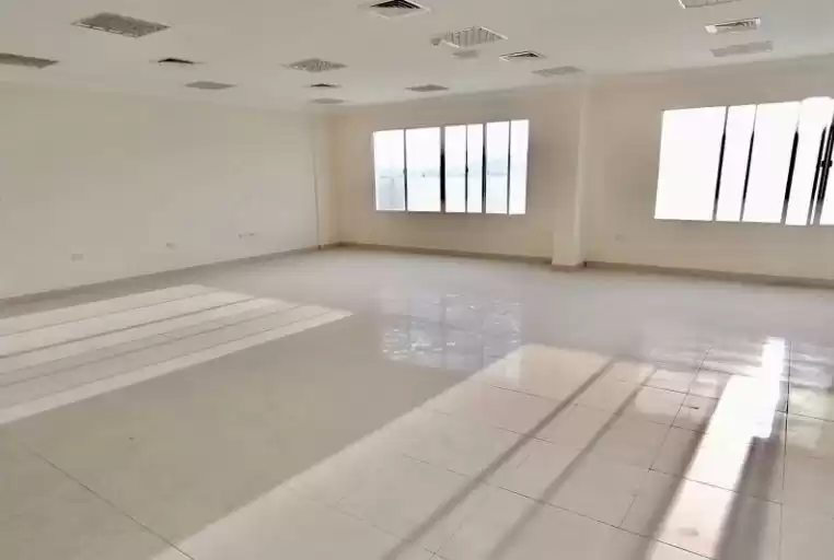 Commercial Ready Property U/F Office  for rent in Al Sadd , Doha #14619 - 1  image 